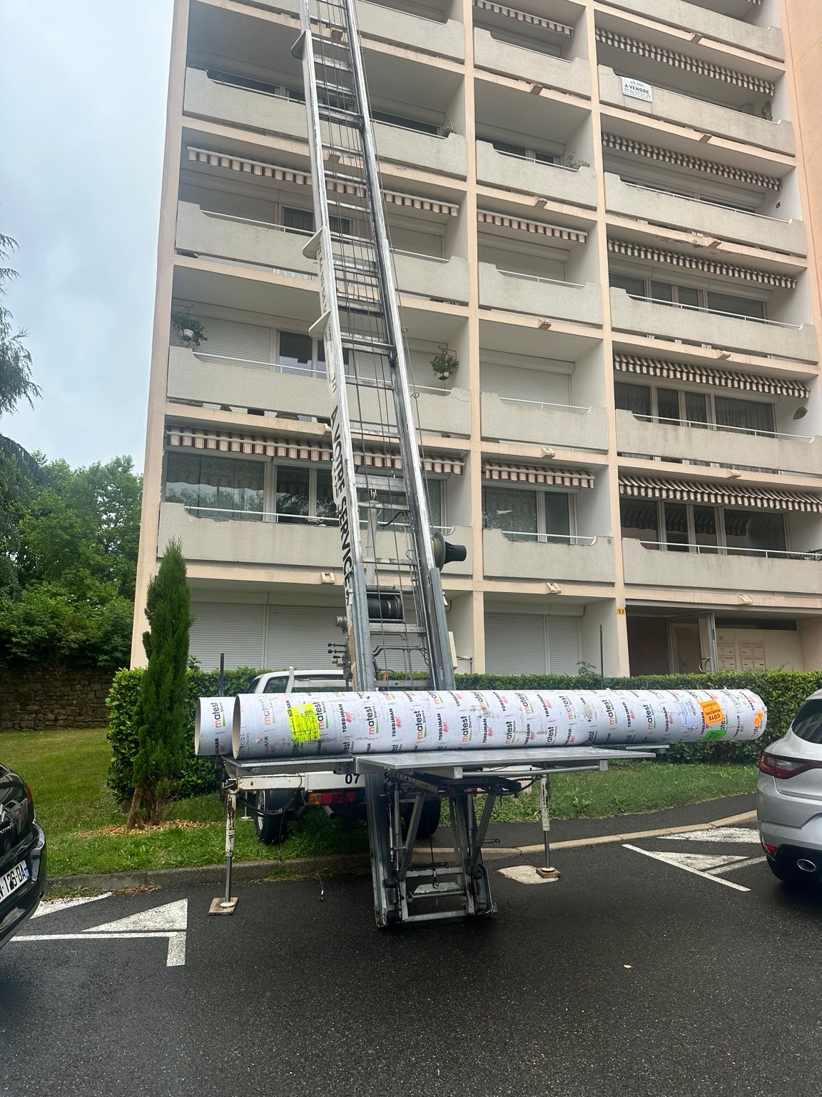 Monte-meubles en intervention — photo 5